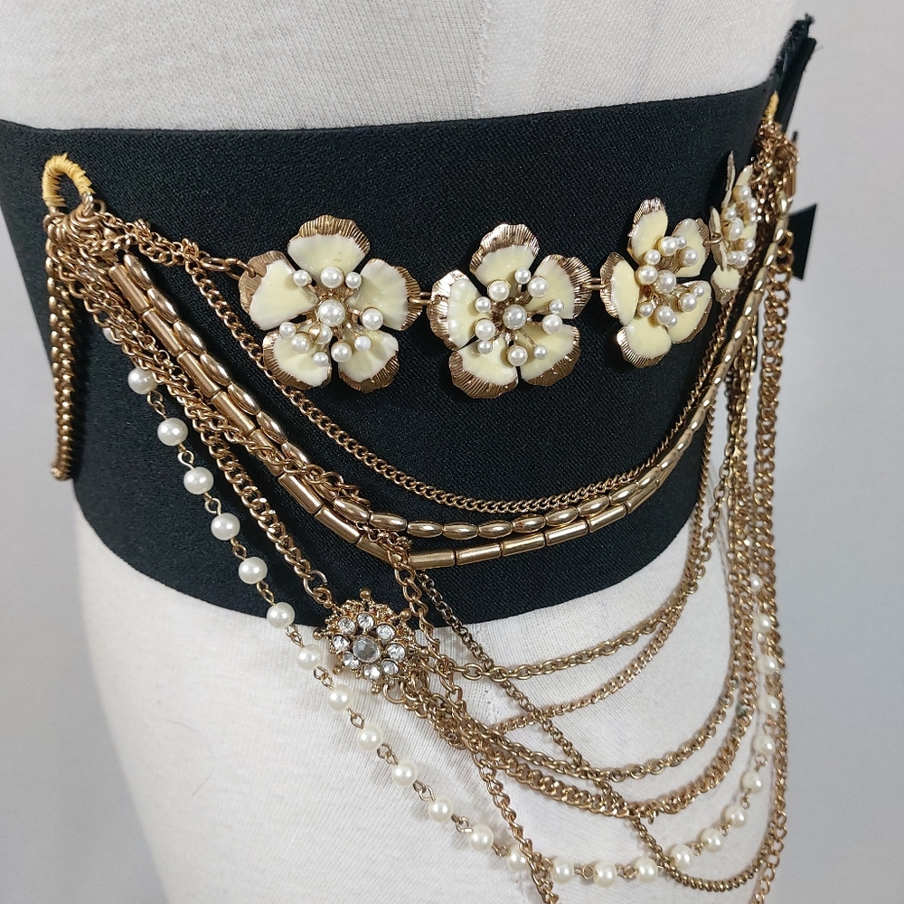 BONDIJ BELT W/CHAIN DETAILS